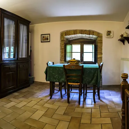 Casale Dei Frontini * San Terenziano