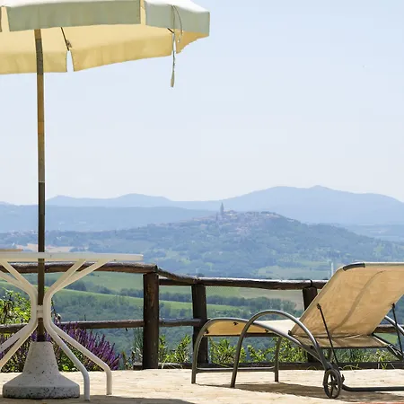 Casale Dei Frontini ファームステイ *