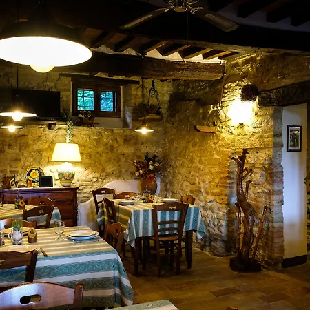 ファームステイ Casale Dei Frontini