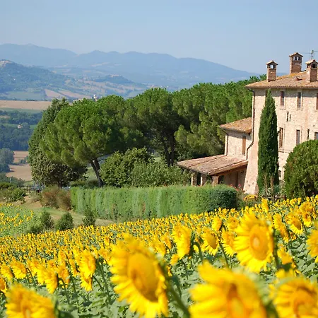 ファームステイ Casale Dei Frontini