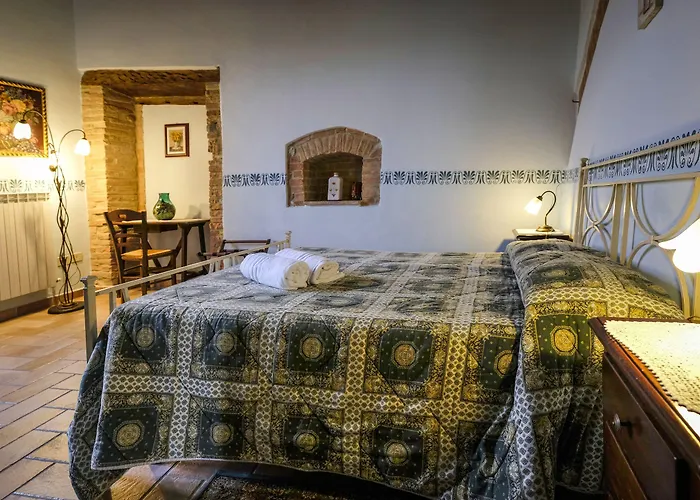 Casale Dei Frontini * San Terenziano